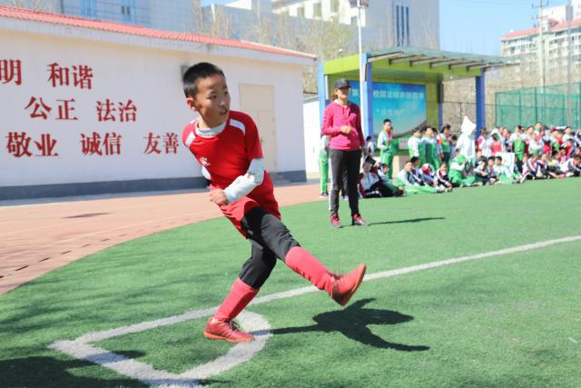 萨林杰21+10深圳大胜四川 多森33分宁波克天津